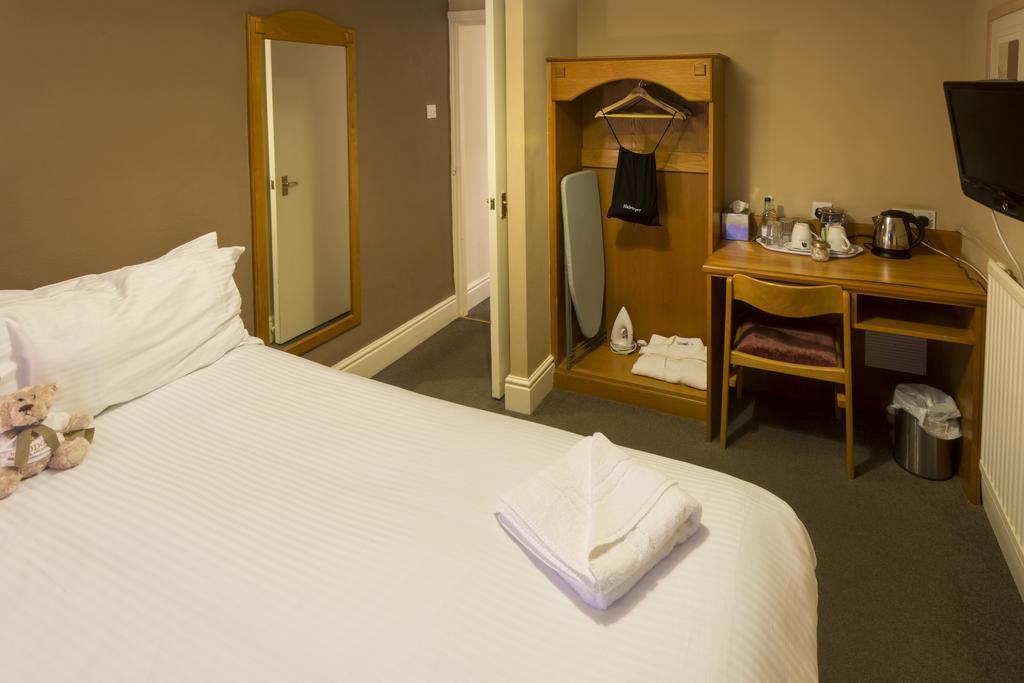 The Lodge Lancaster Bagian luar foto